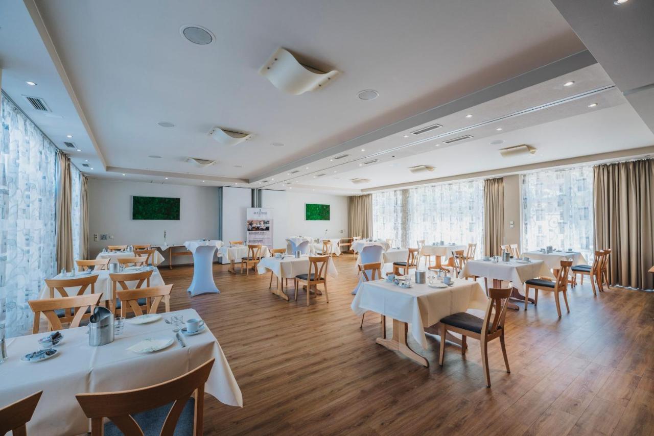 Hotel Restaurant Roemer Merzig Exteriör bild